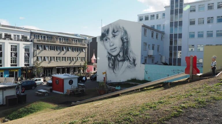 Akureyri streetart IJsland