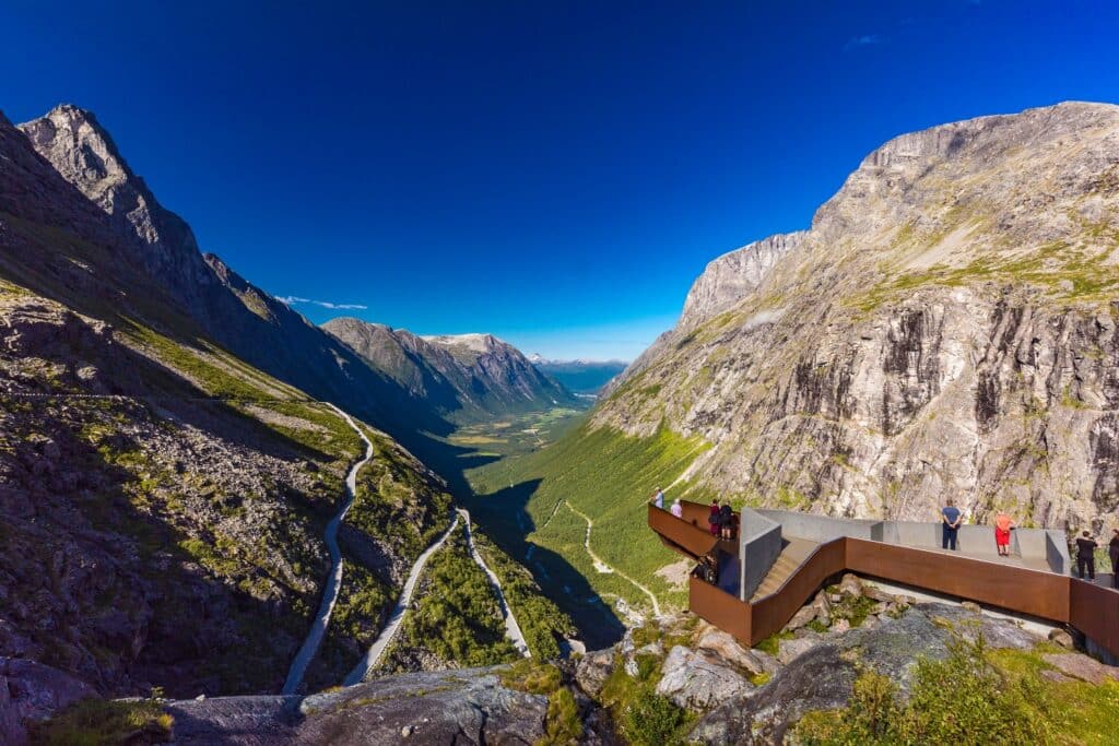 Uitzichtspunt op de Trollstigen Noorwegen