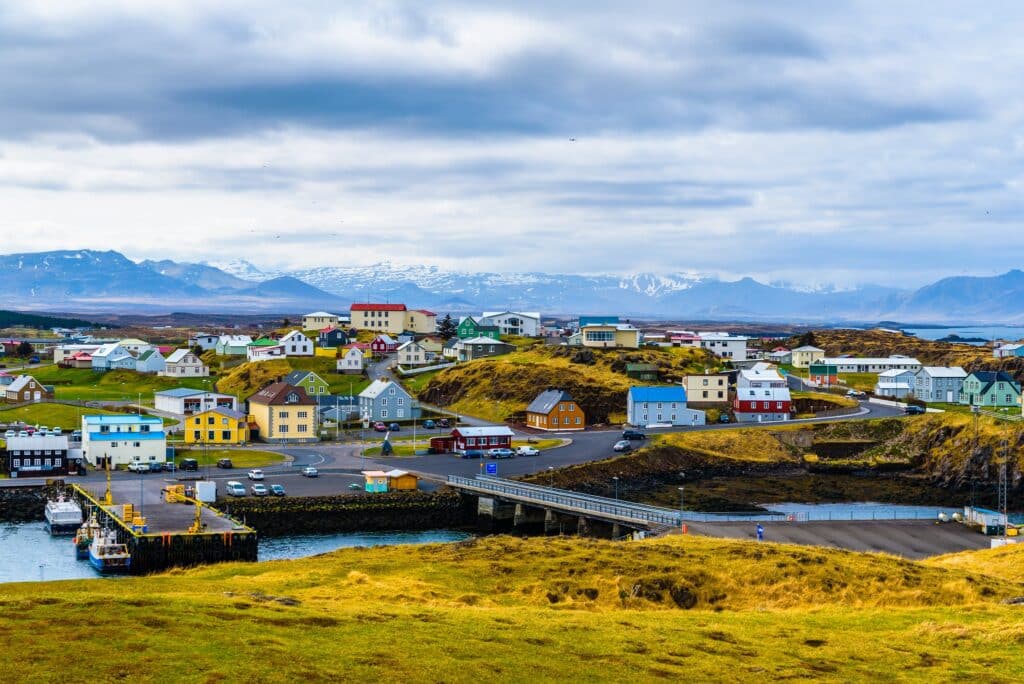 Gekleurde huisjes in Stykkisholmur op Snaefellsnes op IJsland.