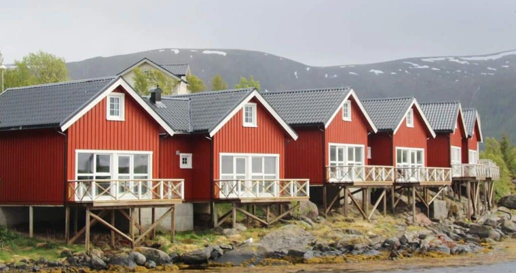 De rode rorbu's van Vesterålen Kysthotell