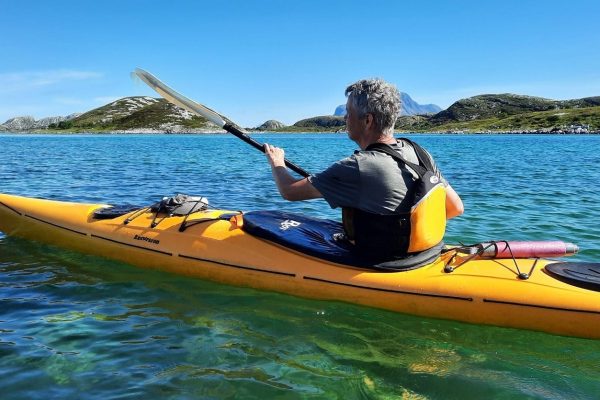 Kajakken bij Heroy Helgeland Noorwegen