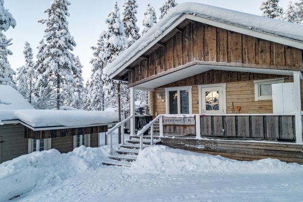 North Frontier studio van buiten