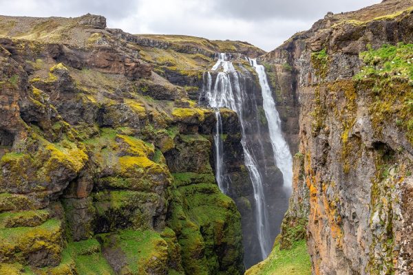 Glymur,Waterfall,In,Hvalfjordur,,Vesturland,,Iceland,,Tall,Cascades,With,Vertical