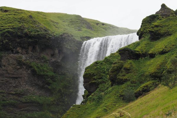 Skogafoss bovenkant op IJsland