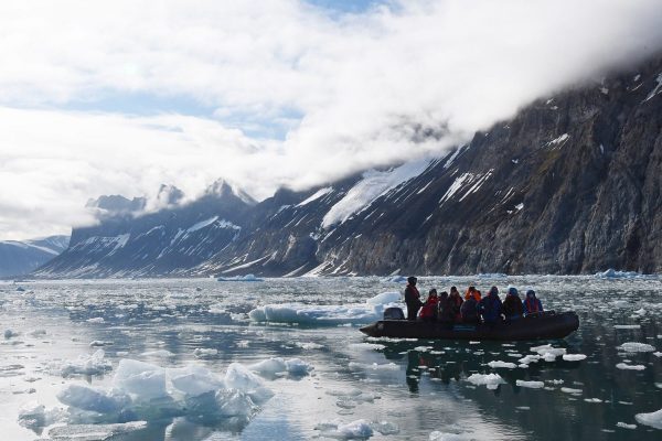 Zodiac tour tussen ijsschotsen Spitsbergen